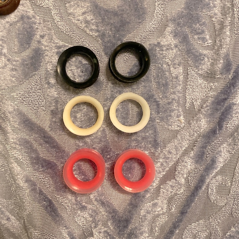 3 pairs of silicone tunnels